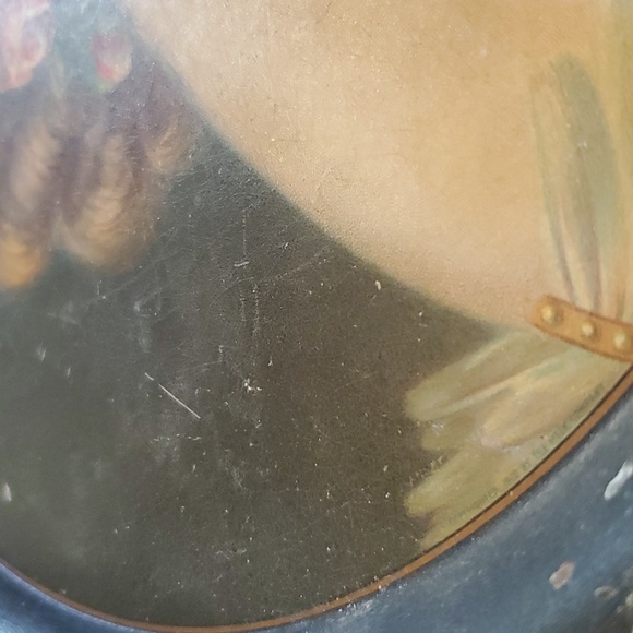 Nice Victorian heavy tray may be reproduction from 50s or 60s?? Not sure of age - Picture 9 of 17